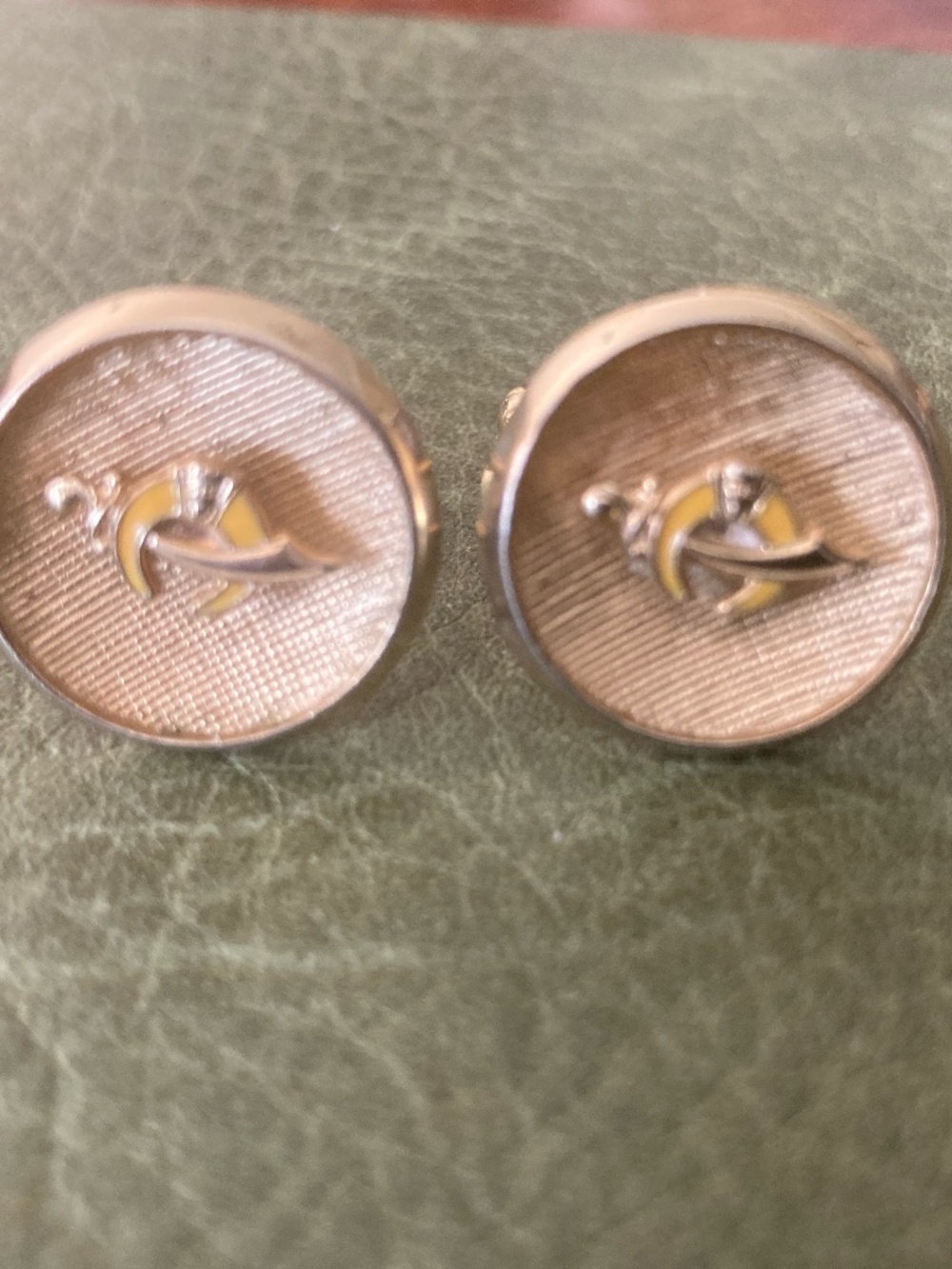 Vintage Anson Shriners Crescent & Scimitar Cufflinks – Gold Tone Engine Turned